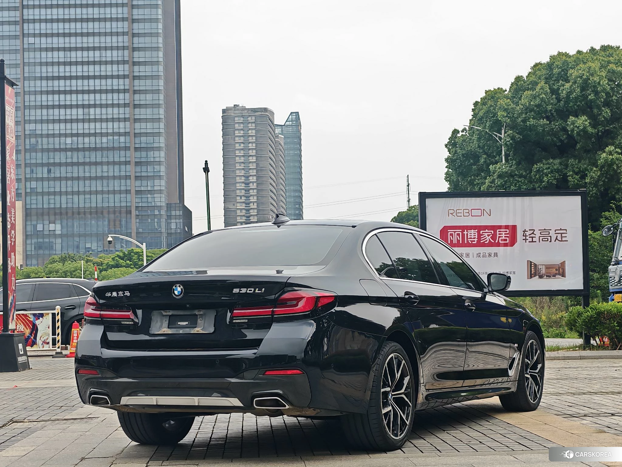 BMW 5 series 2021 Черный из Китая, фото 5