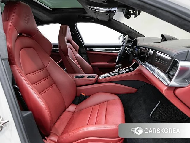 Porsche Panamera (971) 2022 Жемчужный цвет из Кореи, фото 5