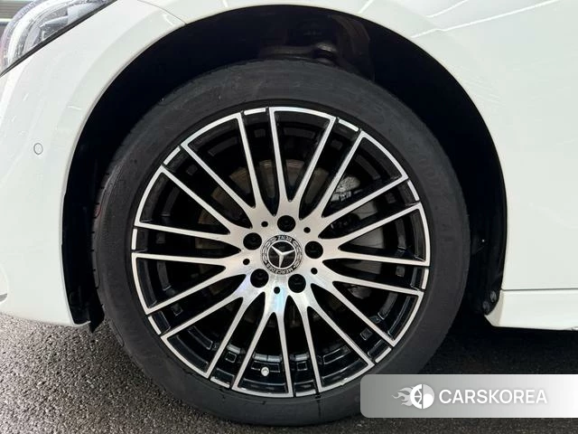 Mercedes-Benz Class C 2023 Белый из Китая, фото 5