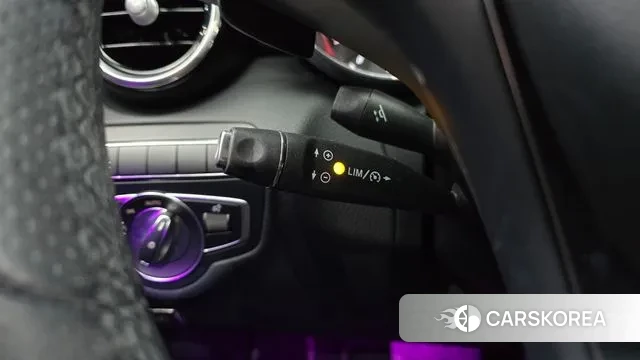 Mercedes-Benz C-Class W205 2018 Белый из Кореи, фото 5