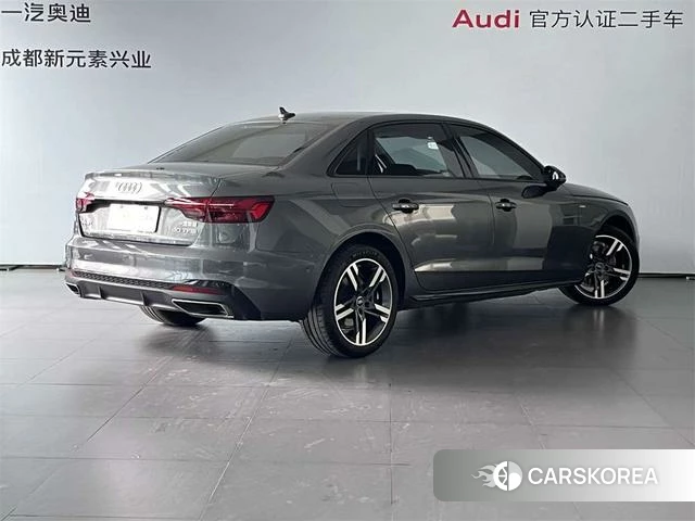 Audi A4L 2023 Темно-серый из Китая, фото 5