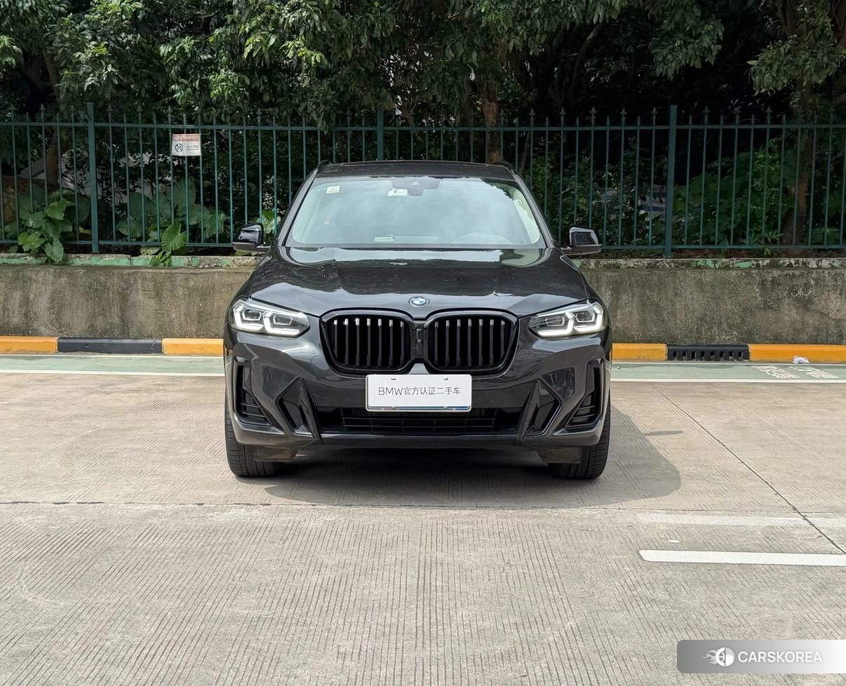 BMW X3 2022 Темно-серый из Китая, фото 4