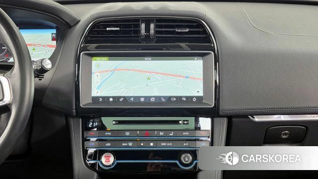 Jaguar F-PACE 2019 Черный из Кореи, фото 5