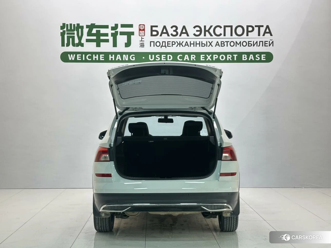 Skoda Komick 2023 Белый из Китая, фото 5
