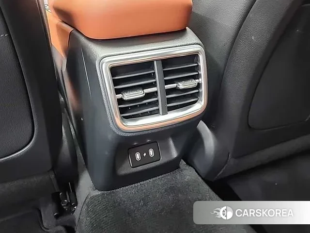 Kia The New K5 Hybrid 3rd generation 2023 Белый из Кореи, фото 5