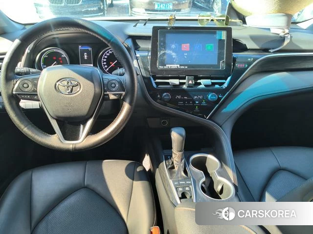 Toyota Camry 2023 Белый из Китая, фото 5