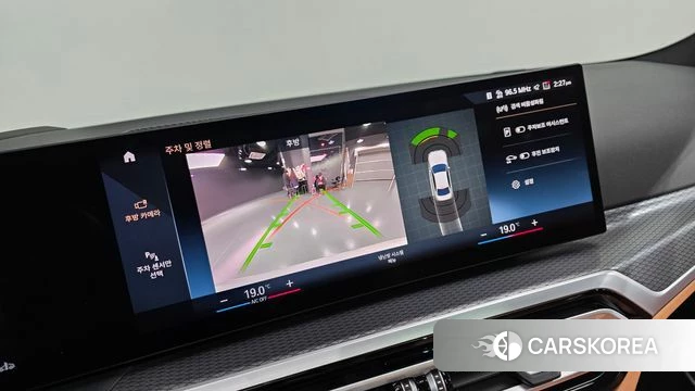 BMW 3 Series (G20) 2023 Белый из Кореи, фото 5