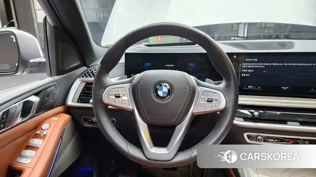 BMW X7 (G07) 2023 Белый из Кореи, фото 5