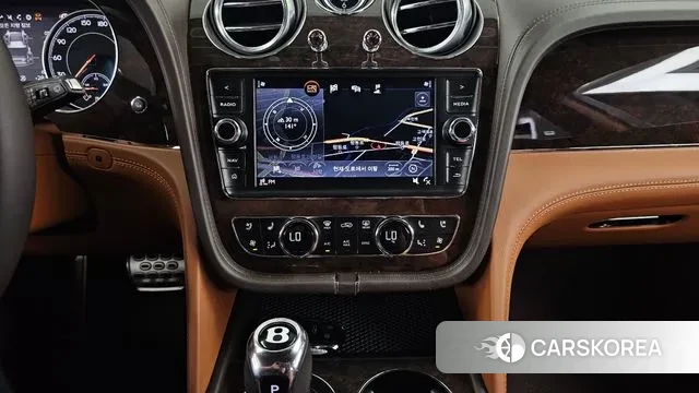 Bentley Bentayga 2020 Черный из Кореи, фото 5