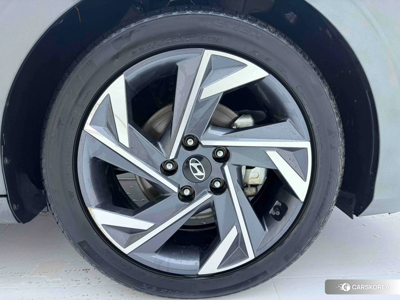 Hyundai Elantra 2023 Темно-серый из Китая, фото 5