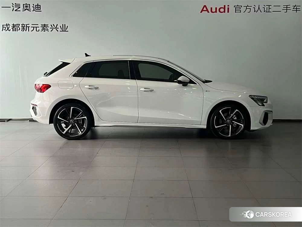 Audi A3 2023 Белый из Китая, фото 5
