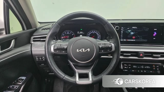 Kia K5 3rd generation 2023 Белый из Кореи, фото 5