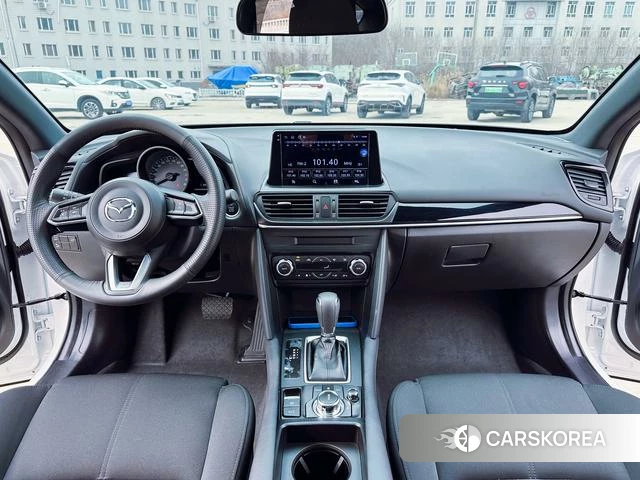 Mazda CX-4 2023 Белый из Китая, фото 5