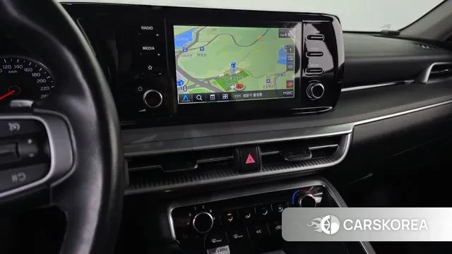 Kia K5 3rd generation 2023 Белый из Кореи, фото 5