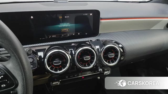 Mercedes-Benz A-Class W177 2019 Черный из Кореи, фото 5