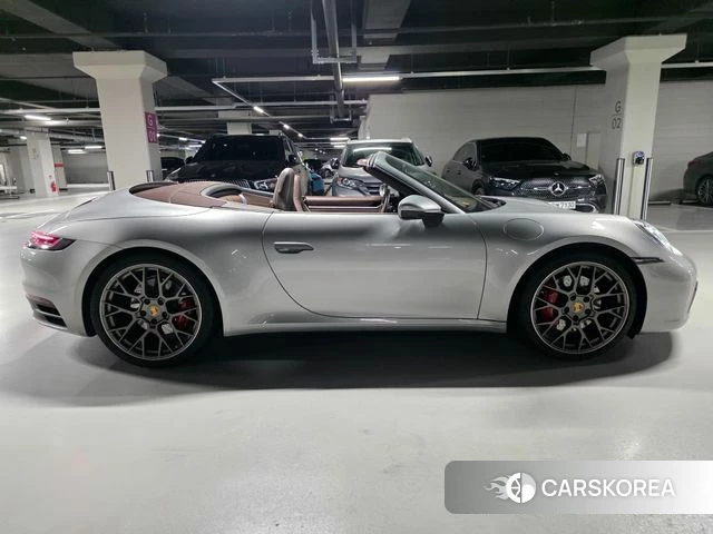 Porsche 911(992) 2021 Серебристо-серый из Кореи, фото 5