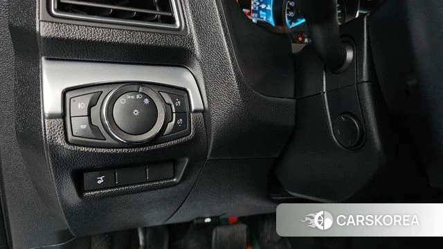 Ford Explorer 2019 Белый из Кореи, фото 5