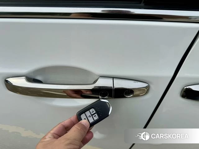 Honda Odyssey 2021 Белый из Китая, фото 5