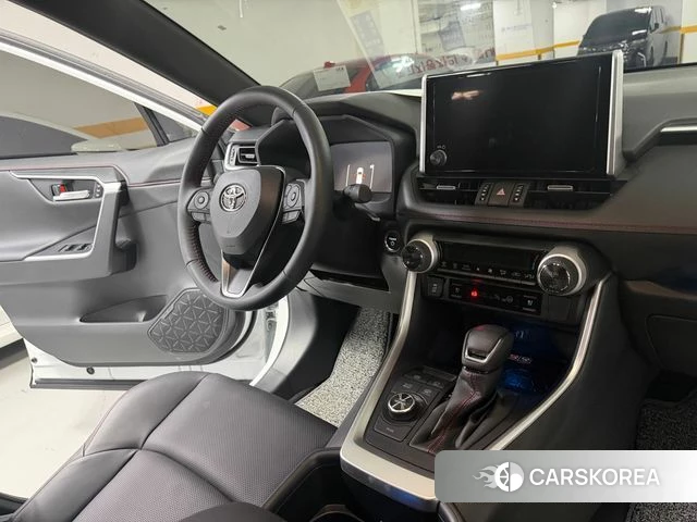 Toyota RAV4 5th Generation 2025 Белый из Кореи, фото 5
