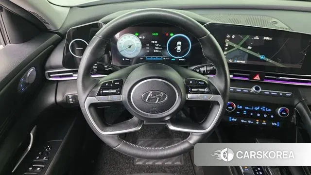 Hyundai Avante (CN7) 2022 Серебристо-серый из Кореи, фото 5