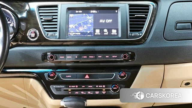 Kia The New Carnival 2018 Черный из Кореи, фото 5