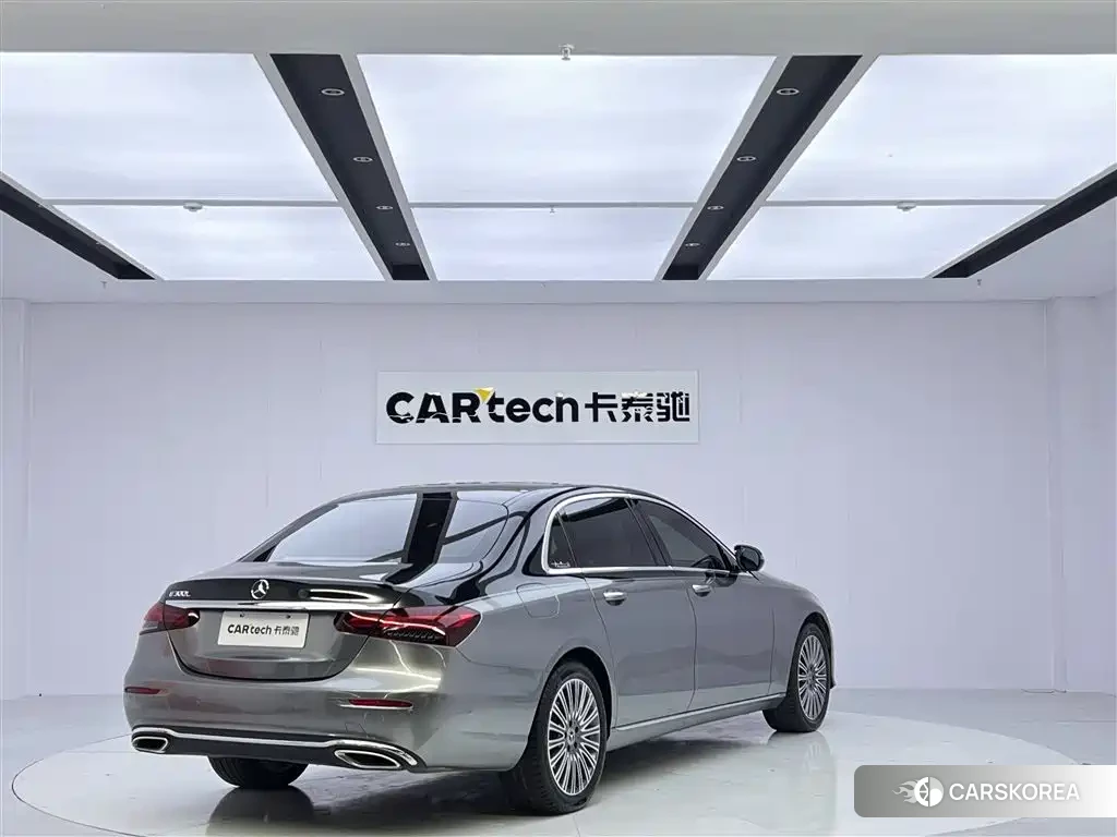 Mercedes-Benz E-Class 2023 Черный из Китая, фото 5