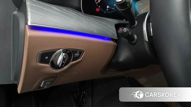 Mercedes-Benz E-Class W213 2022 Черный из Кореи, фото 5