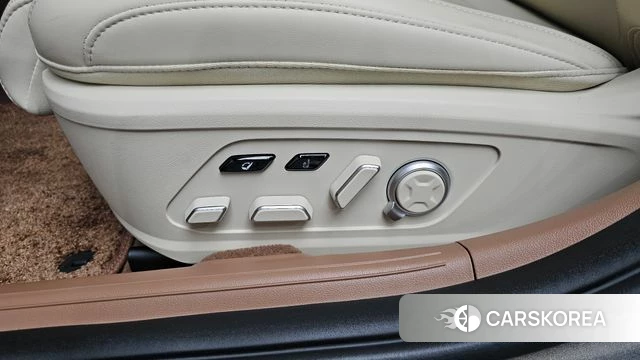 Hyundai Grandeur Hybrid (GN7) 2024 Серебристо-серый из Кореи, фото 5