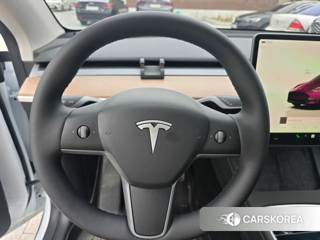 Tesla Model Y 2025 Белый из Кореи, фото 5
