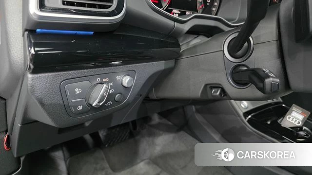 Audi Q5 (FY) 2024 Белый из Кореи, фото 5