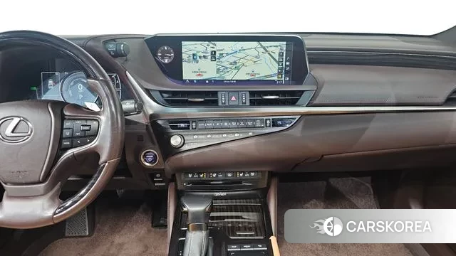 Lexus ES300h 7th generation 2020 Серебряный из Кореи, фото 5