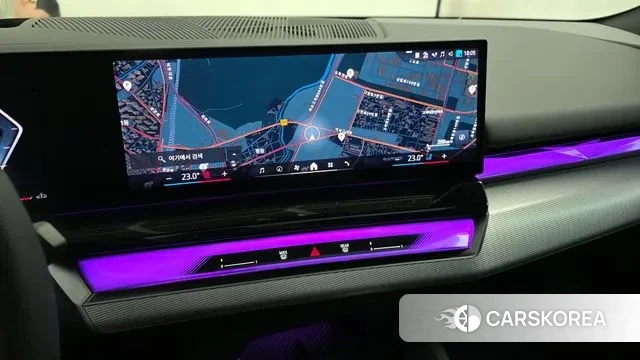 BMW 5 Series (G60) 2025 Серый из Кореи, фото 5