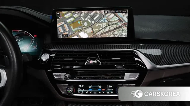 BMW 5 Series (G30) 2023 Черный из Кореи, фото 5