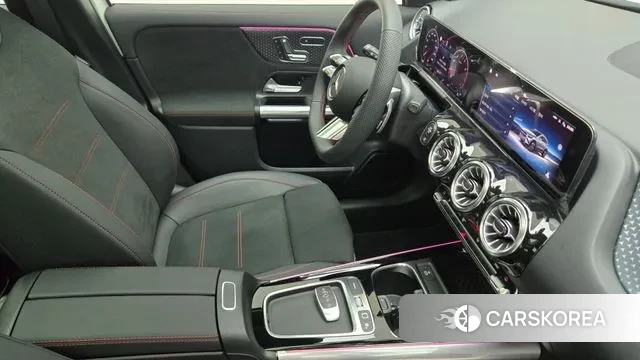 Mercedes-Benz GLA - Class H247 2025 Белый из Кореи, фото 5