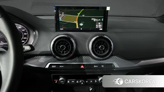 Audi Q2 2023 Белый из Кореи, фото 5