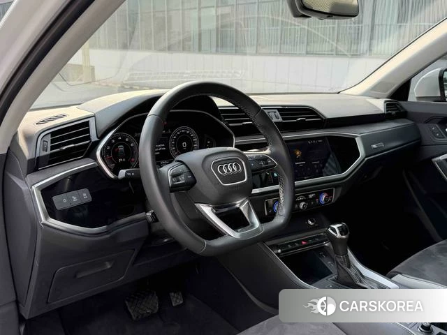 Audi Q3 2023 Белый из Китая, фото 5