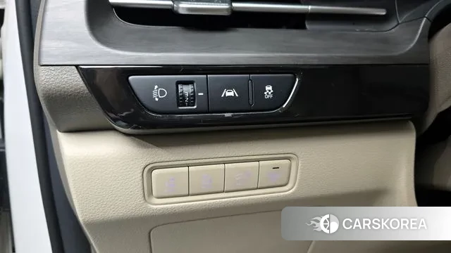 Kia Carnival 4th generation 2023 Белый из Кореи, фото 5