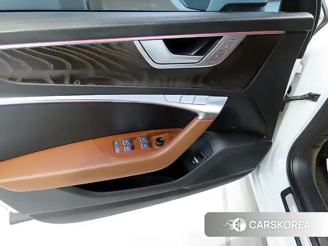 Audi A6 (C8) 2021 Белый из Кореи, фото 5