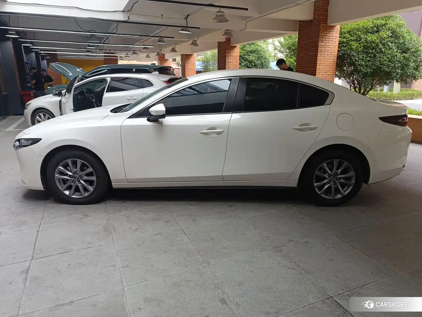 Mazda 3 2022 Белый из Китая, фото 5