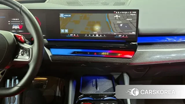 BMW M5 (G90) 2025 Красный из Кореи, фото 5