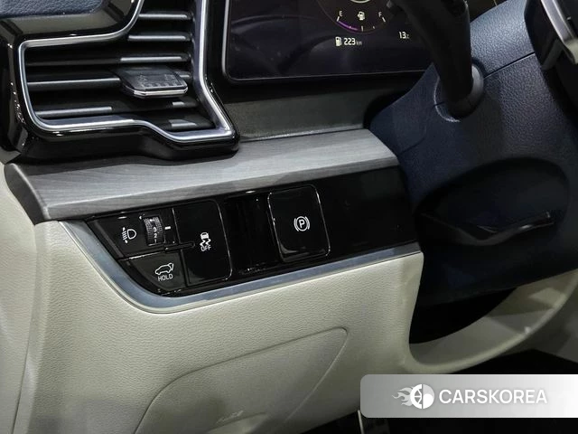 Kia Sportage 5th Generation 2023 Черный из Кореи, фото 5