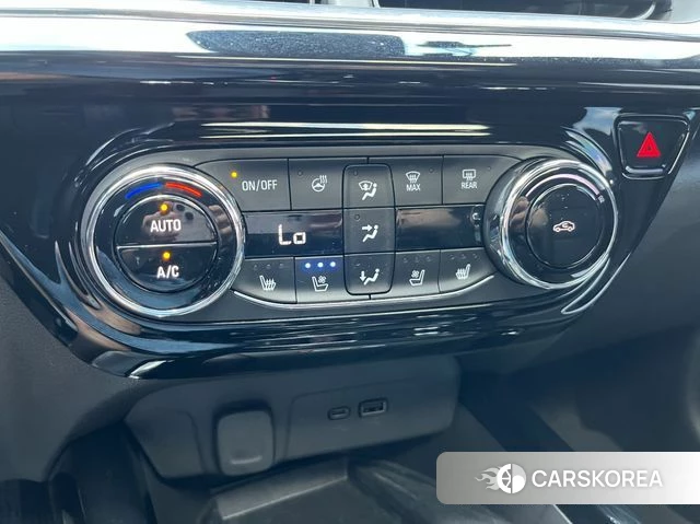 Chevrolet (GM Daewoo) Trax Crossover 2024 Белый из Кореи, фото 5