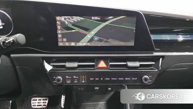 Kia Di All New Niro EV 2022 Белый из Кореи, фото 5