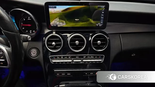 Mercedes-Benz C-Class W205 2020 Белый из Кореи, фото 5