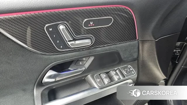 Mercedes-Benz GLB-Class X247 2020 Черный из Кореи, фото 5