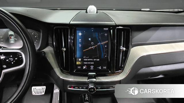 Volvo XC60 second Generation 2018 Серый из Кореи, фото 5