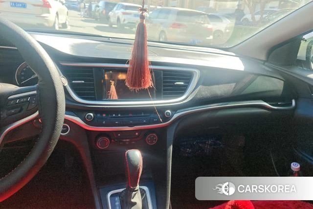 Buick Yinglang 2021 Белый из Китая, фото 5