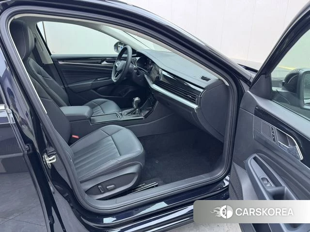Volkswagen Passat 2022 Черный из Китая, фото 5
