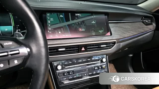 Kia K7 Premier Hybrid 2020 Белый из Кореи, фото 5