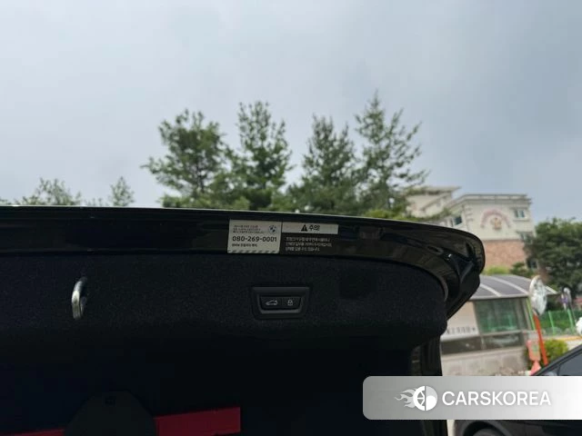BMW 5 Series (G60) 2025 Черный из Кореи, фото 5